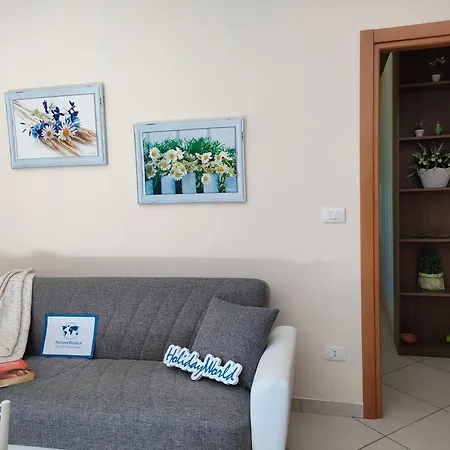 Casa Dell'antico Ulivo 1 By World